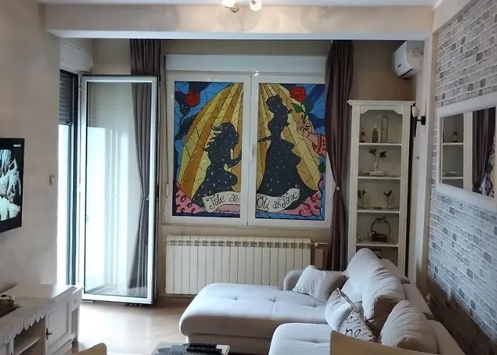 Lux Rose * 크라구예바츠